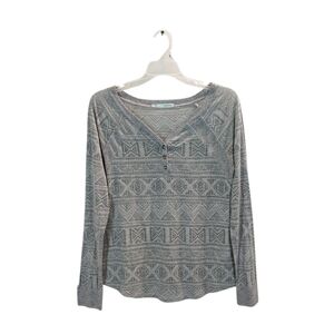 Maurices Gray Graphic Long Sleeve Lightweight Top Size Small